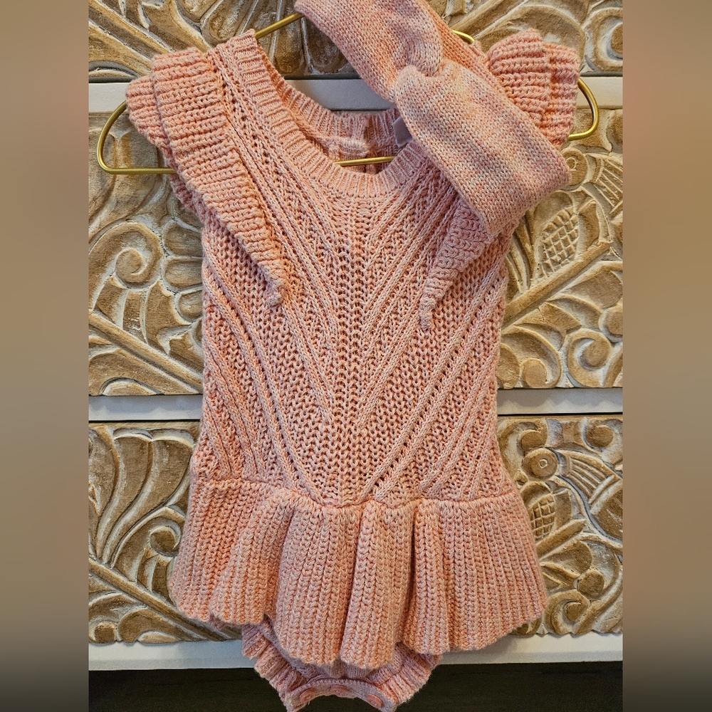Nicole Miller Peach Knit Bodysuit with Headband NWOT 24 months